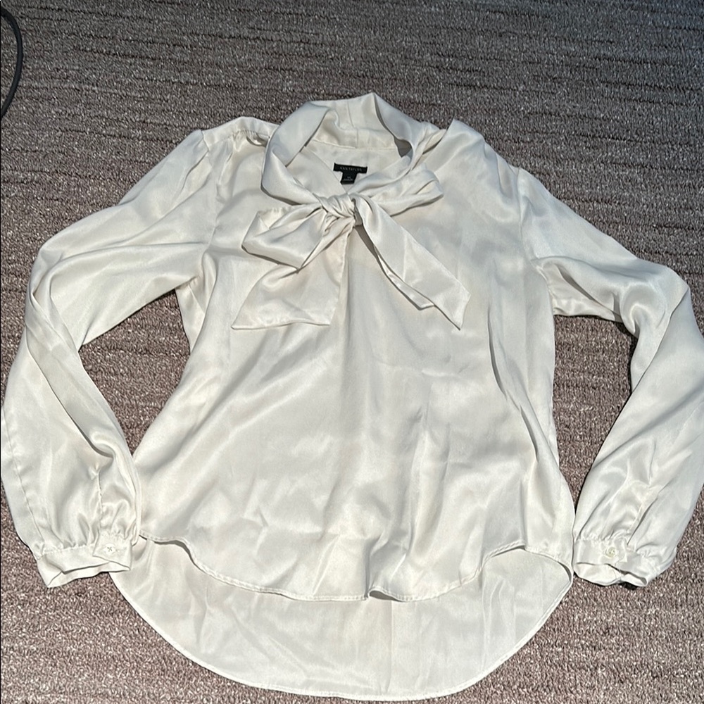 Ann Taylor Cream Puff Sleeve Long Sleeve Blouse with Tie Front